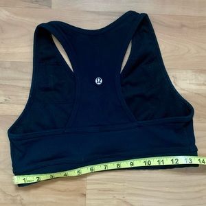Classic Deep V Sports Bra: Lululemon